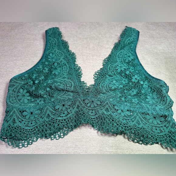 Victoria’s Secret Bralette Size Small - Picture 2 of 5